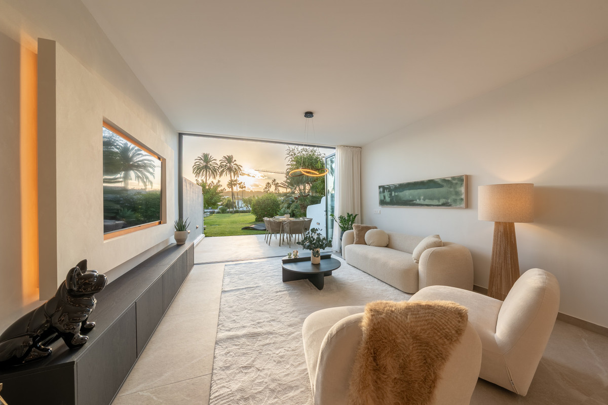 164b1327643997b7b223101a3657f9d4 - 4