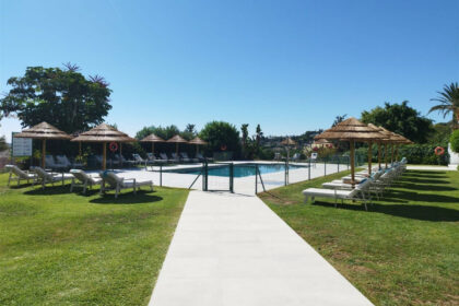 16f0849dc6a15d02cea3d6c9666f08e5 - 20