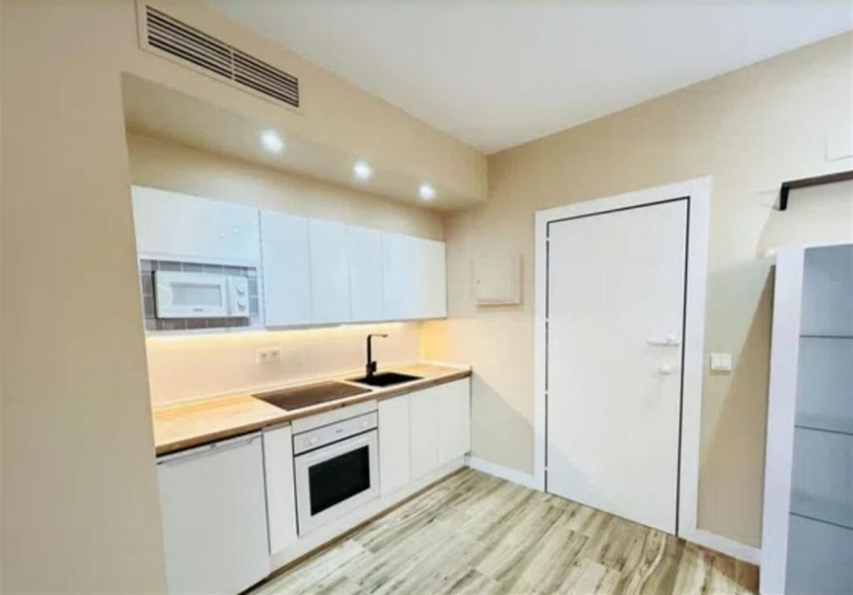 16f0849dc6a15d02cea3d6c9666f08e5 - 8