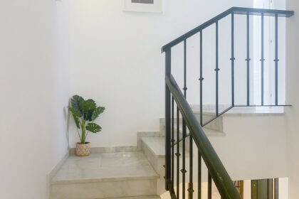 176fa1acfeef55c449f6f3274b09c47d - 19