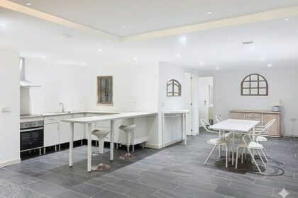 176fa1acfeef55c449f6f3274b09c47d - 48