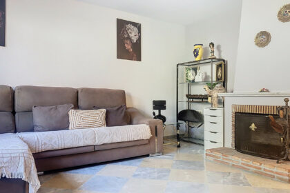 176fa1acfeef55c449f6f3274b09c47d - 9