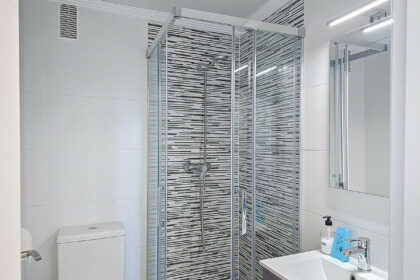 17932014966dd6bff348ec39570c1be0 - 18