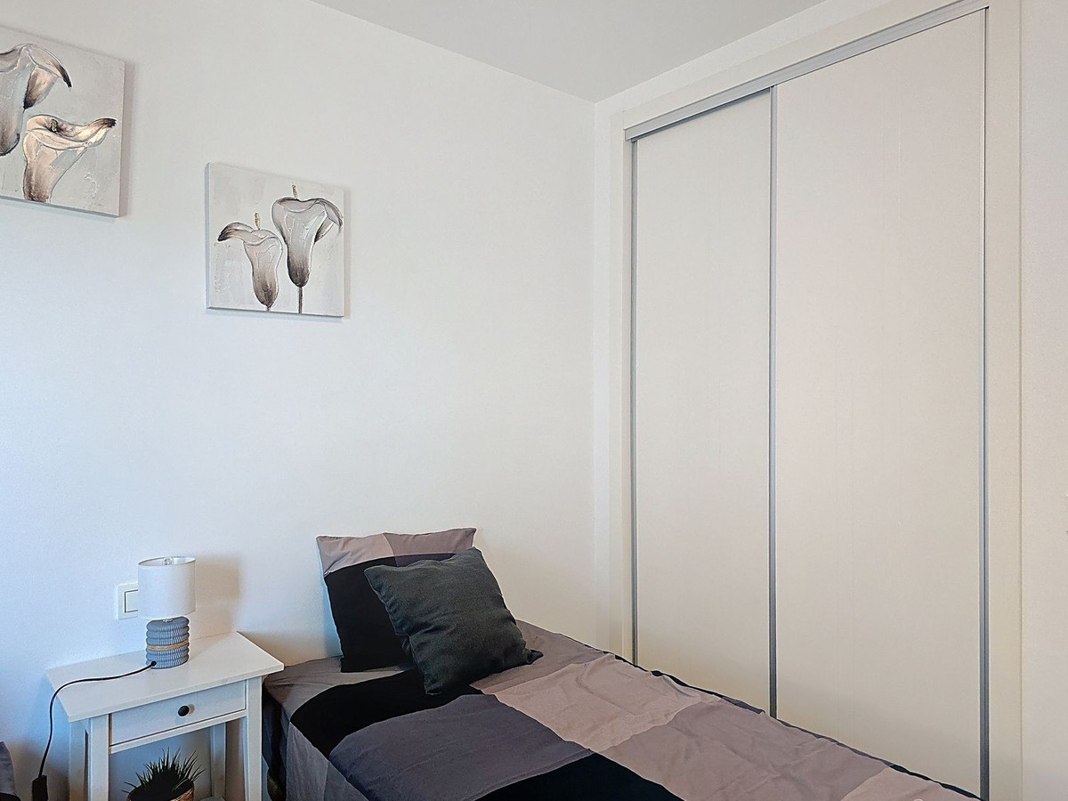 17932014966dd6bff348ec39570c1be0 - 21