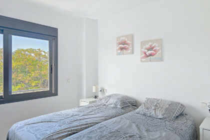 17932014966dd6bff348ec39570c1be0 - 23