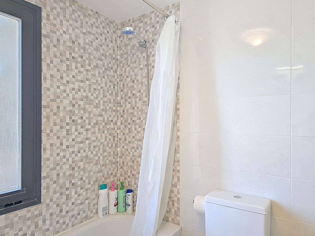 17932014966dd6bff348ec39570c1be0 - 26