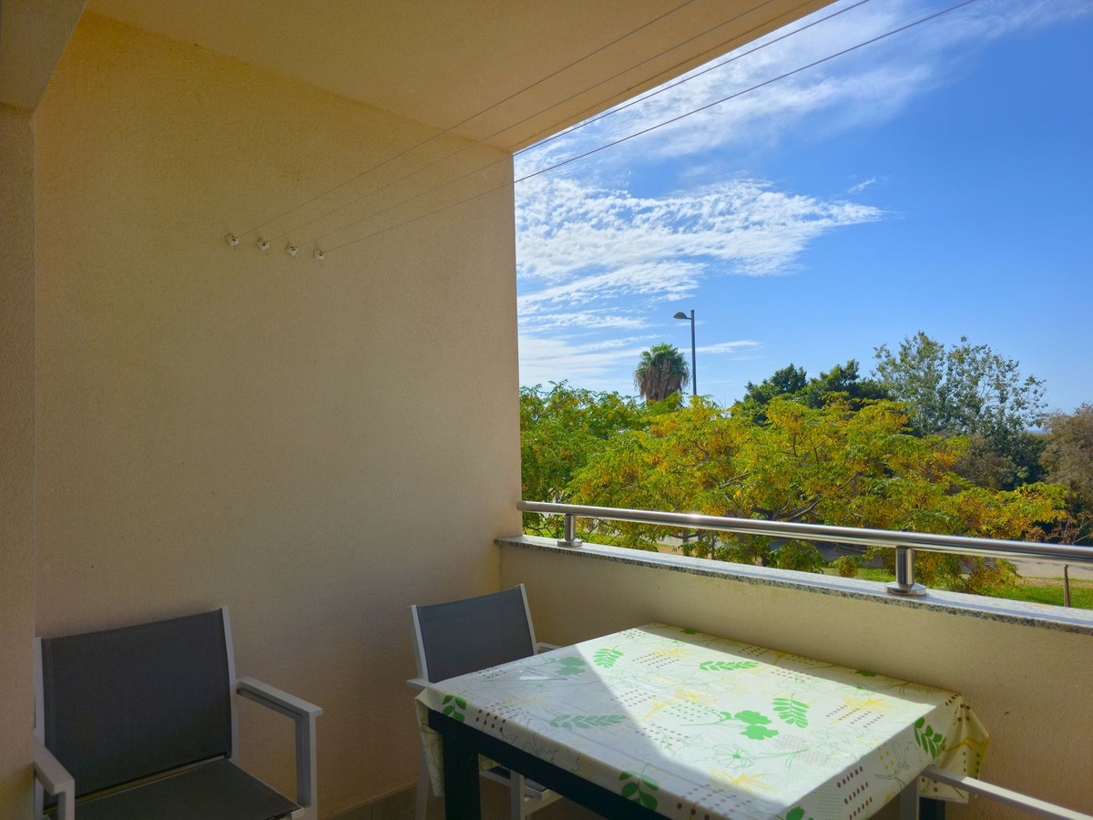 17932014966dd6bff348ec39570c1be0 - 30