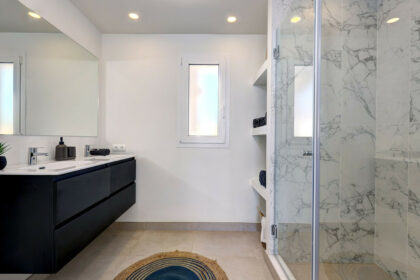 18103b9e776009f546cda4696eb7dd43 - 28