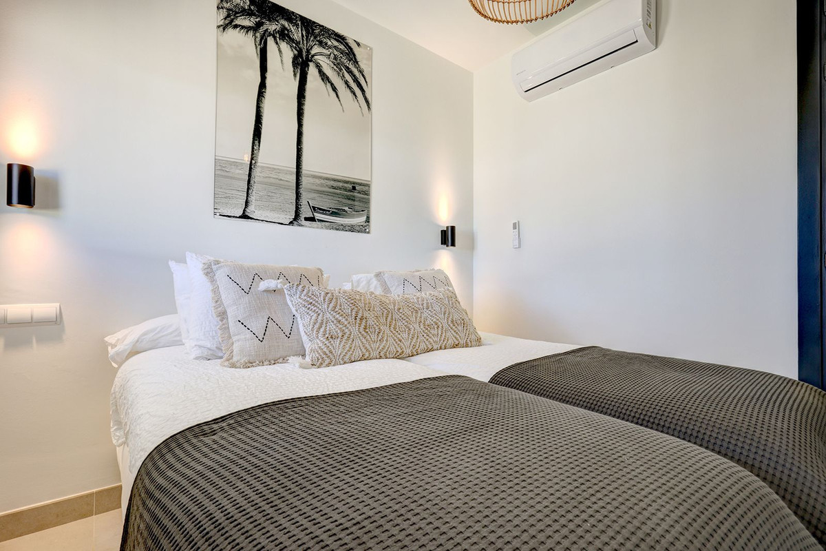 18103b9e776009f546cda4696eb7dd43 - 38