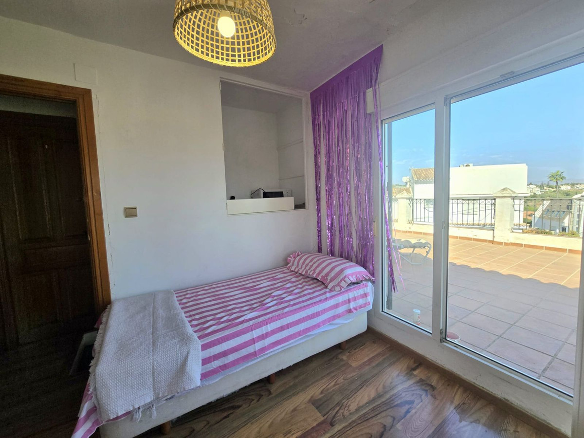 18bde5d95b3f862b7854ef961f9cc59a - 14