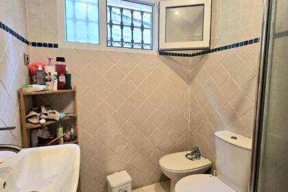 18bde5d95b3f862b7854ef961f9cc59a - 23