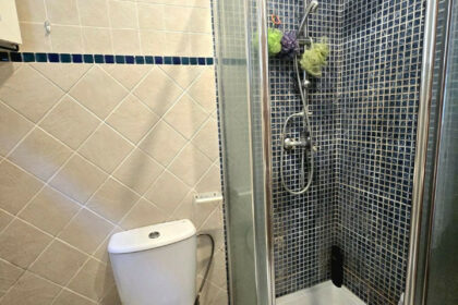 18bde5d95b3f862b7854ef961f9cc59a - 24