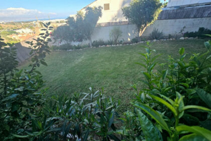 18bde5d95b3f862b7854ef961f9cc59a - 25