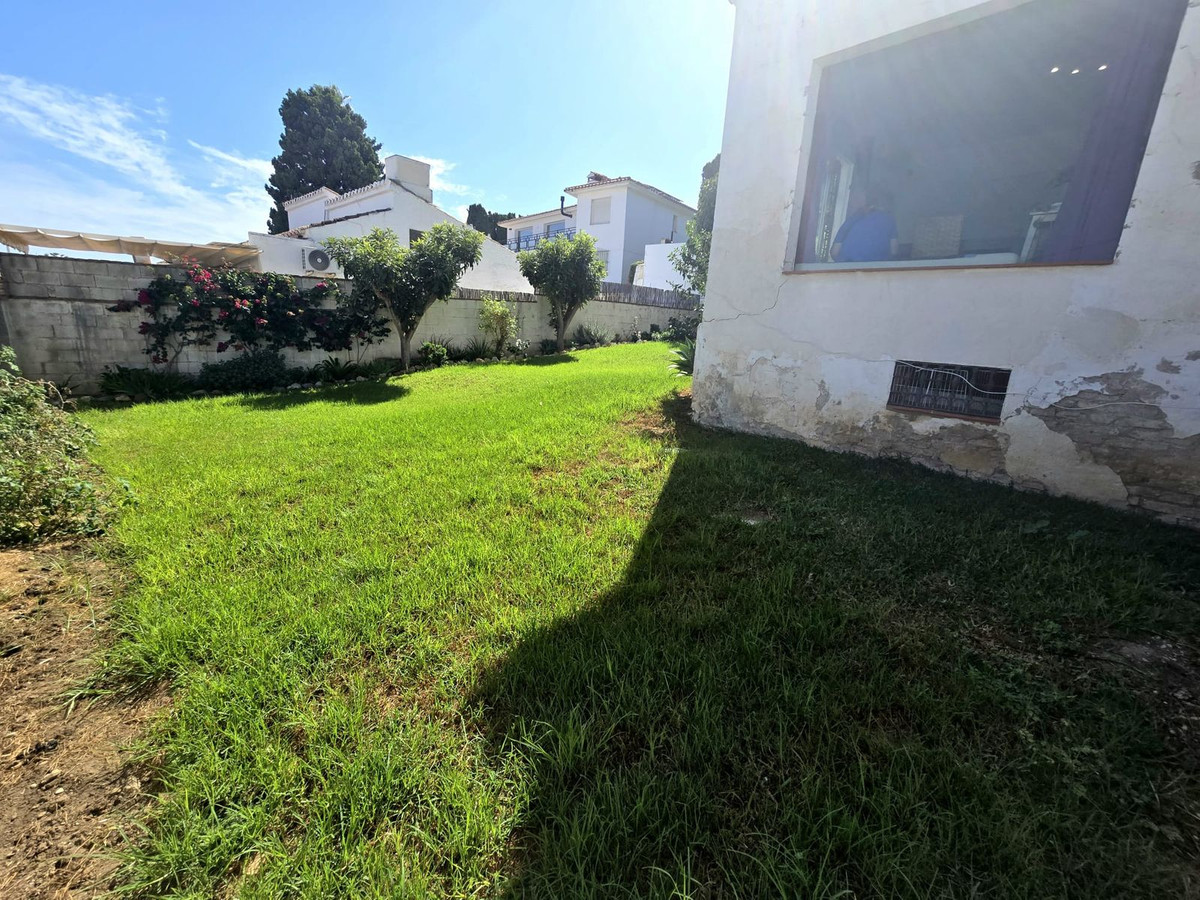 18bde5d95b3f862b7854ef961f9cc59a - 4