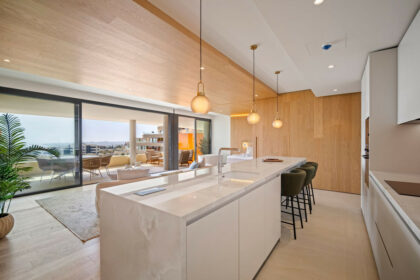 18d121b417fa8ba8d651f9b0e558c57f - 11