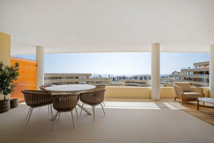 18d121b417fa8ba8d651f9b0e558c57f - 15