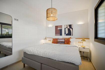 18d121b417fa8ba8d651f9b0e558c57f - 17