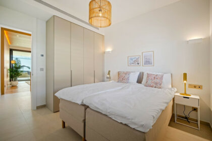 18d121b417fa8ba8d651f9b0e558c57f - 21