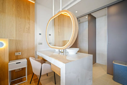 18d121b417fa8ba8d651f9b0e558c57f - 7