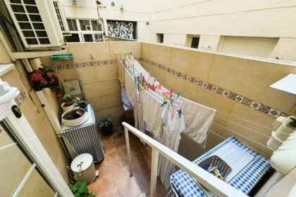 18d70269507cde5b5aa1d97425fd56d0 - 11