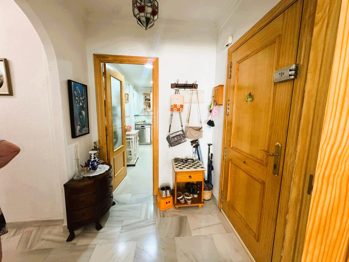 18d70269507cde5b5aa1d97425fd56d0 - 14