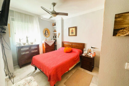 18d70269507cde5b5aa1d97425fd56d0 - 15