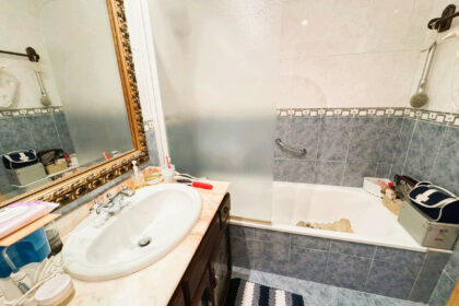 18d70269507cde5b5aa1d97425fd56d0 - 22