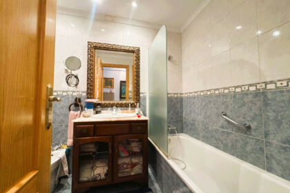 18d70269507cde5b5aa1d97425fd56d0 - 24