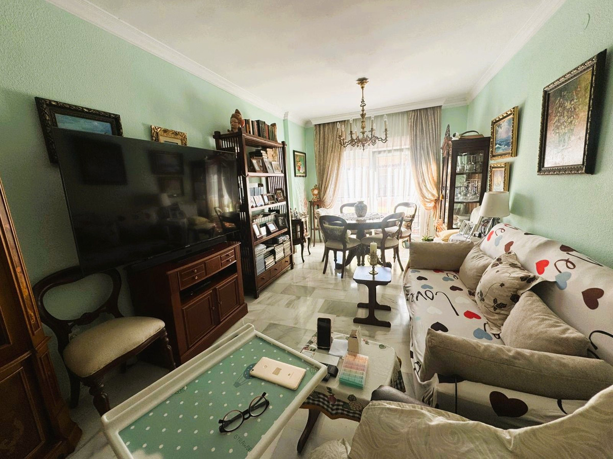 18d70269507cde5b5aa1d97425fd56d0 - 3