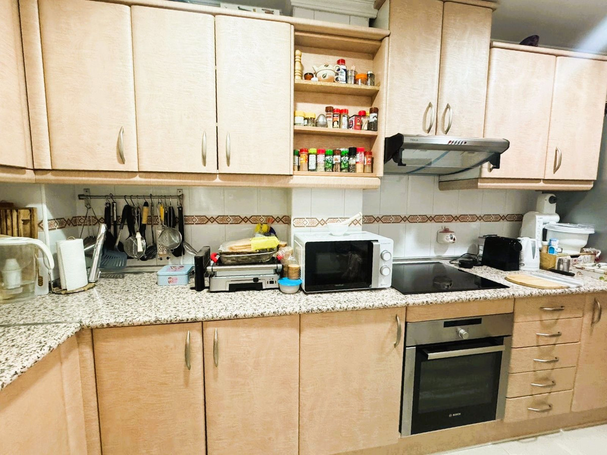 18d70269507cde5b5aa1d97425fd56d0 - 7