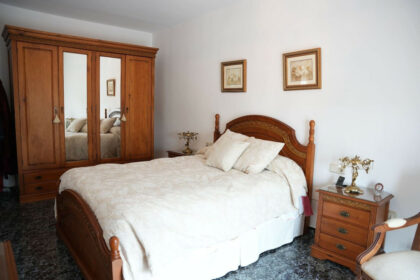 191fe94a33b52344f9d7a78eefa56810 - 12