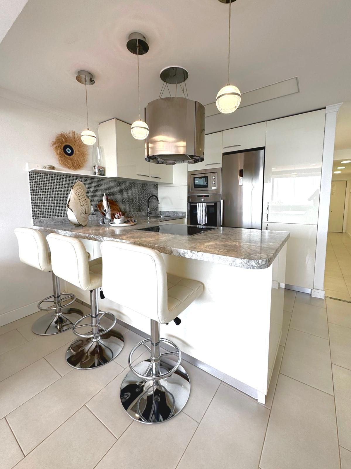 195def51dae5977e1d3064b579df51e2 - 11