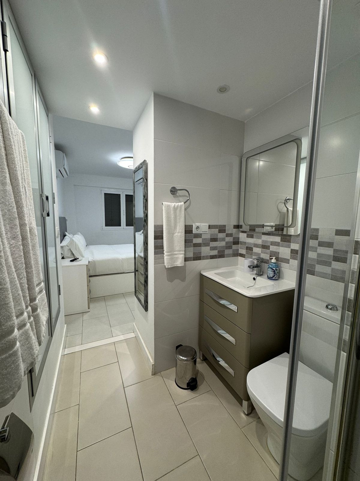 195def51dae5977e1d3064b579df51e2 - 8