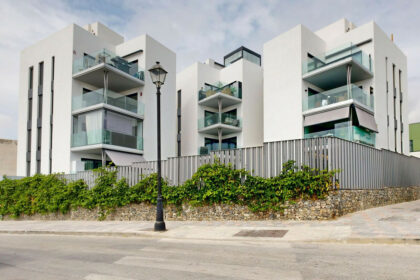 19ae2e2e19f53b6994d75095c1fa196e - 1