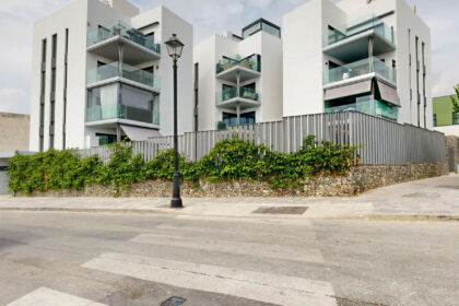 19ae2e2e19f53b6994d75095c1fa196e - 35