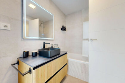 19ae2e2e19f53b6994d75095c1fa196e - 9