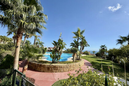 1a0e96916c8b159d1acf285c160e7e06 - 17