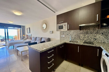 1a0e96916c8b159d1acf285c160e7e06 - 8