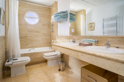 1a51b5af88da3f662021c4fd2d2cbb89 - 18