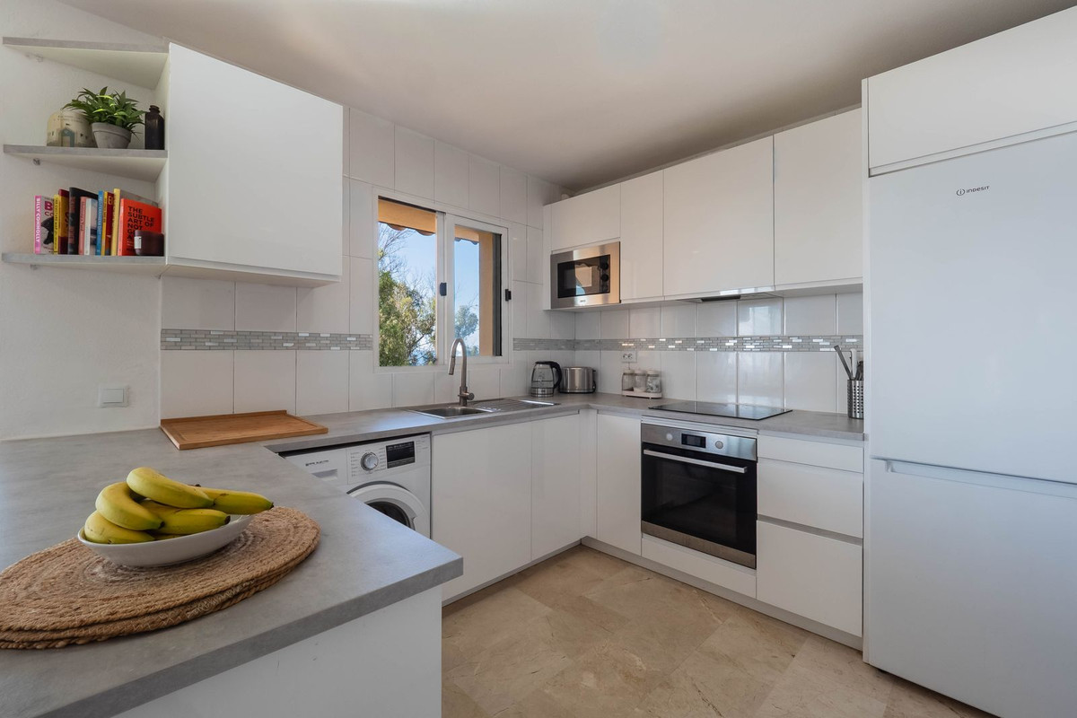 1a59cd6be4873019f9a90d6e1c15a025 - 4