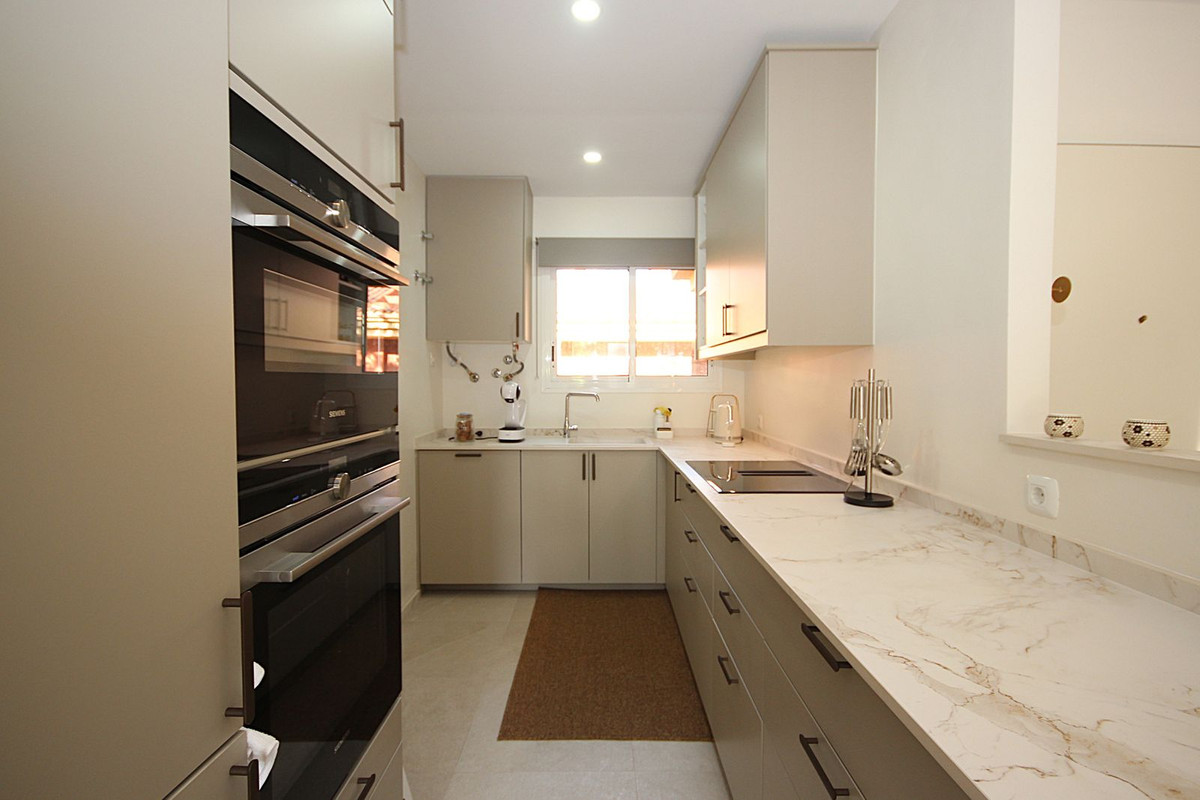 1ae643834a8d34a2da06eec7baa14174 - 10