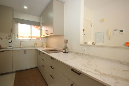 1ae643834a8d34a2da06eec7baa14174 - 11