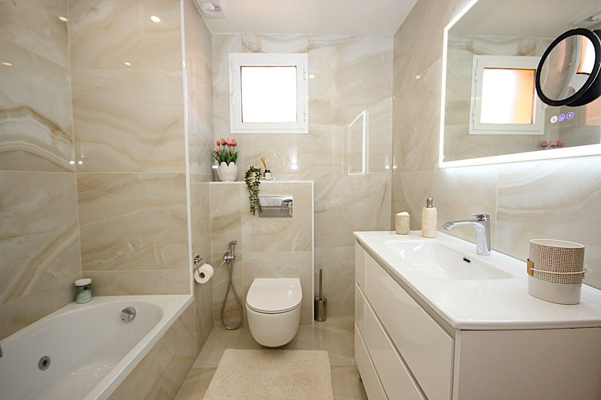 1ae643834a8d34a2da06eec7baa14174 - 19