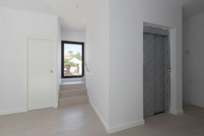 1b22cb90620edd0909da64bb9f8caf73 - 9