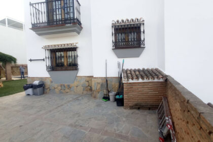 1b54294bb40b13fdfddb6c0c984fbf6c - 18