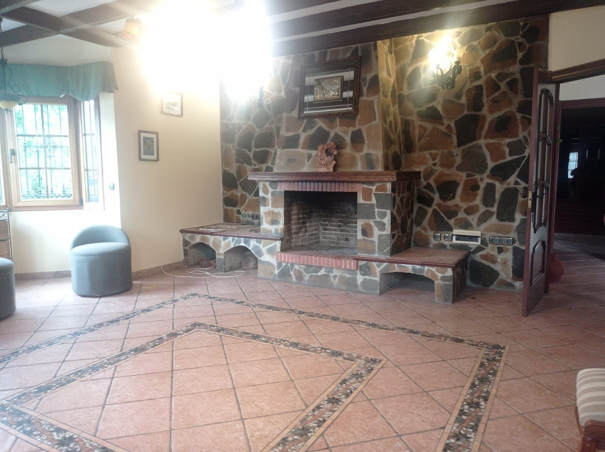 1b54294bb40b13fdfddb6c0c984fbf6c - 25