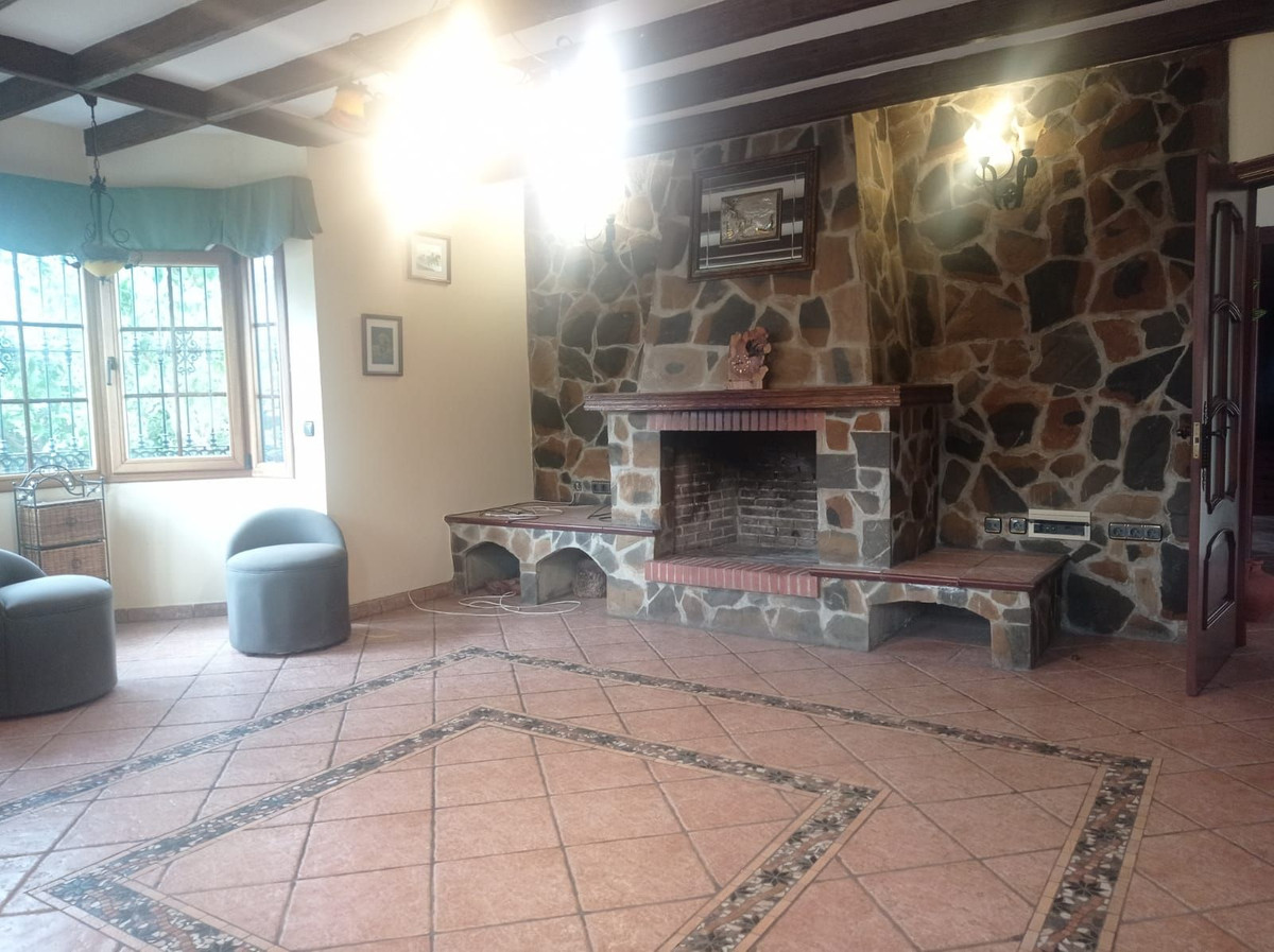 1b54294bb40b13fdfddb6c0c984fbf6c - 28