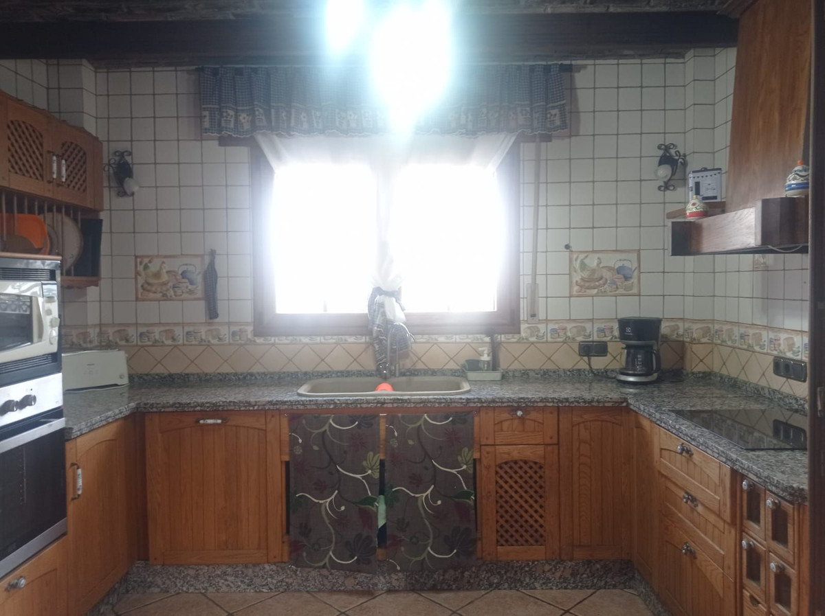 1b54294bb40b13fdfddb6c0c984fbf6c - 29