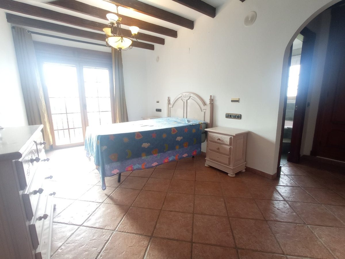 1b54294bb40b13fdfddb6c0c984fbf6c - 34