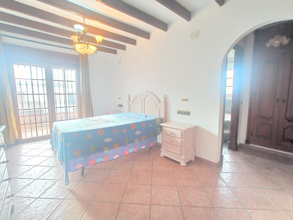 1b54294bb40b13fdfddb6c0c984fbf6c - 35